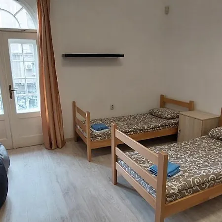 Hostel Backpackers *